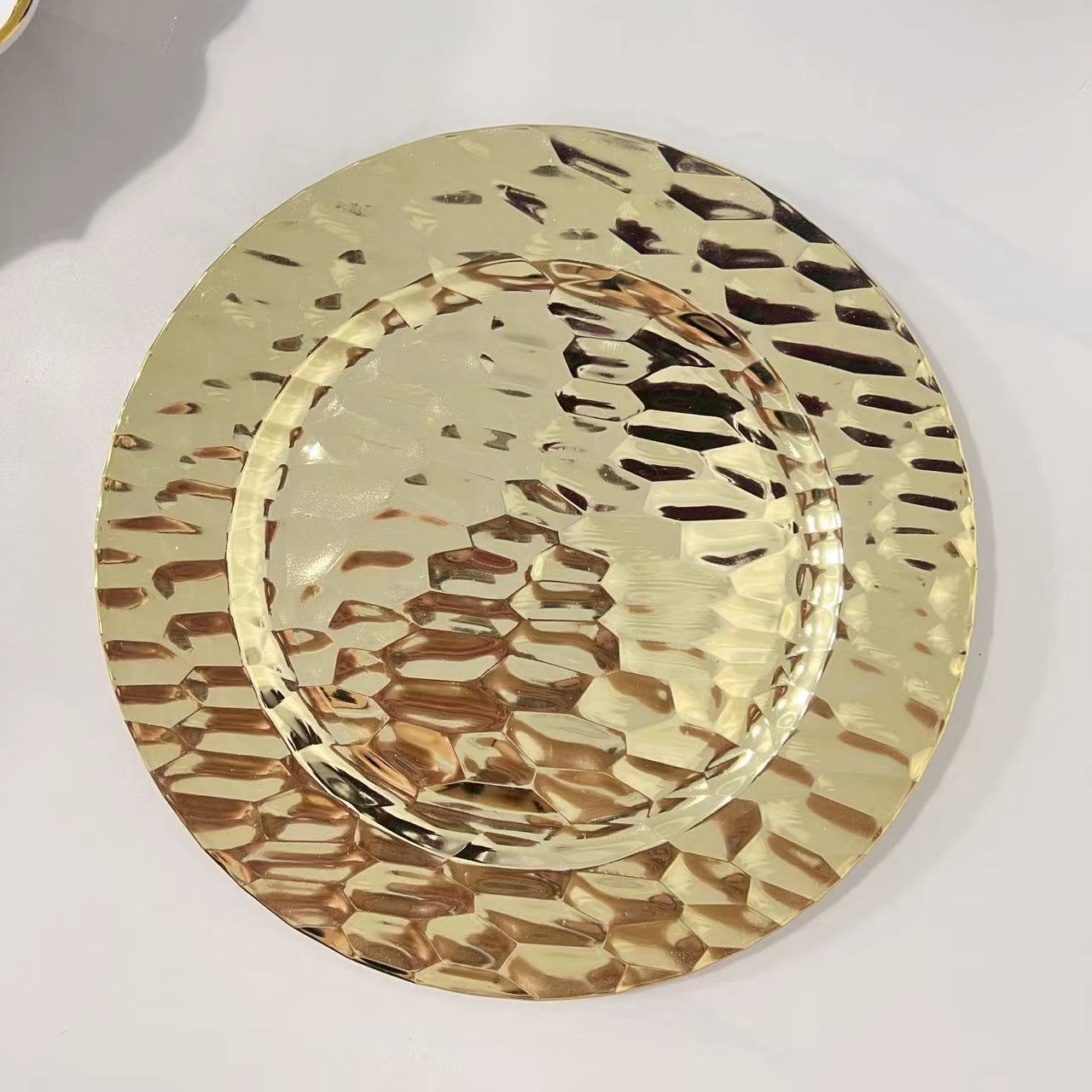 Pebbles double-sided electroplated gold