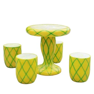 Moda uso esterno a forma di ananas tavolo da riposo in fibra di vetro e sgabello scultura set di tavoli da riposo personalizzati