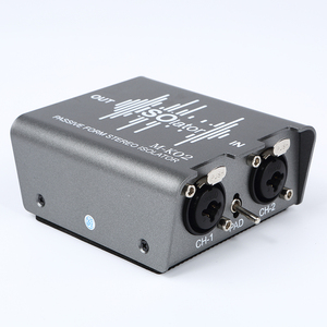 工厂价格双向XLR音频隔离器双XLR + 6.35输入和双XRL输出平衡不平衡信号输入/输出