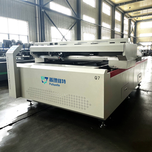 Router multifunzione CNC con sistema di controllo DSP Richauto motore e pompa per le industrie di vendita al dettaglio e pubblicità - Product Image 6