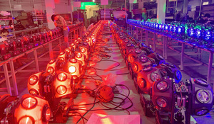 DJ דיסקו אור 14x10W כפול ראשים RGBW 4in1 מיני <span class=keywords><strong>LED</strong></span> Sharpy Beam הזזת ראש אור
