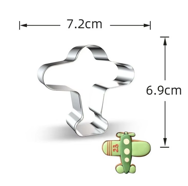 silver-airplane cookie cutter B