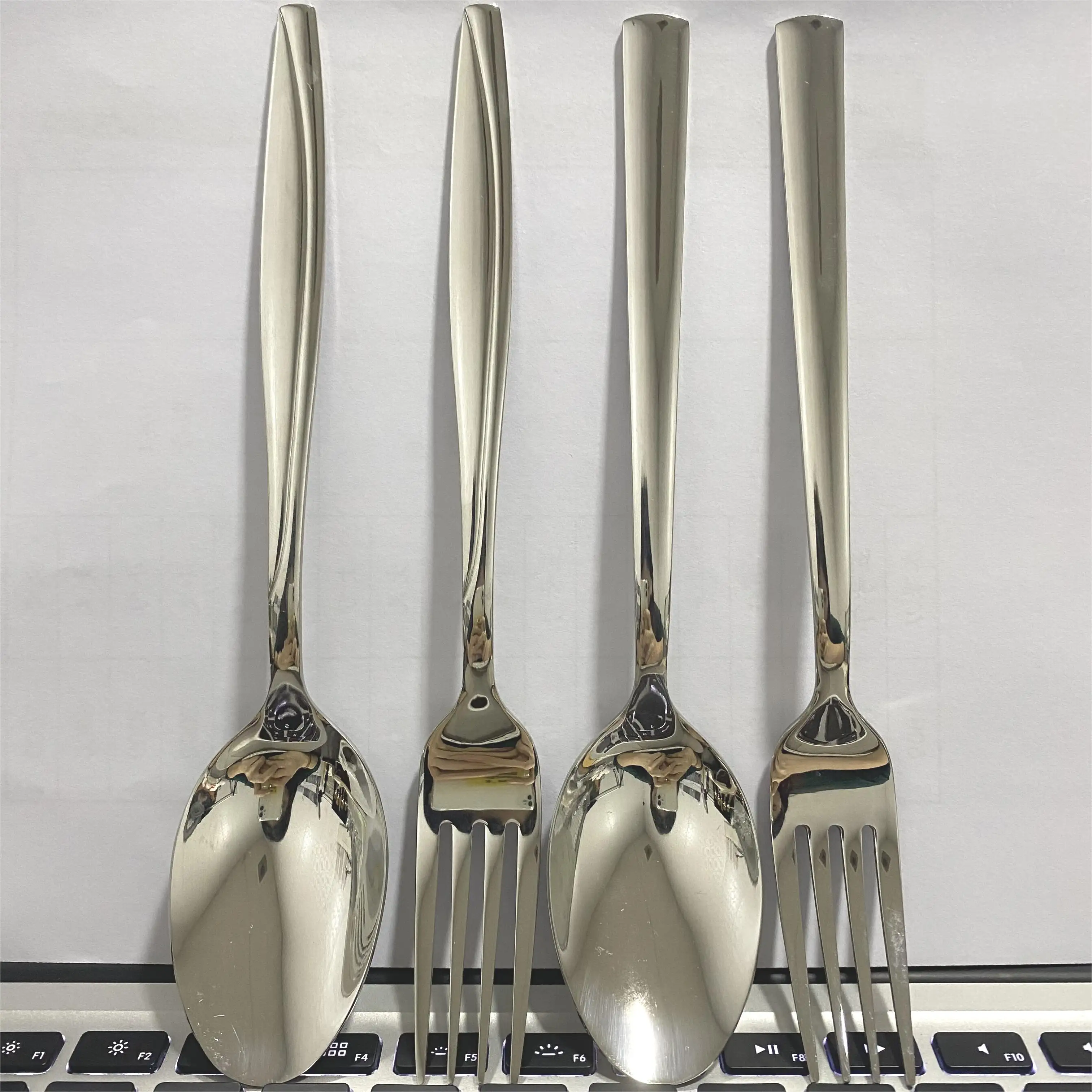 Factory Wholesale Middle-East Logo Metal 201 Silver Cutlery 12PCS Spoon Fork Sets