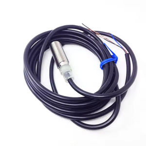 Genuine new in box detection sensor <strong>E2K</strong>-<strong>X15MY2</strong>