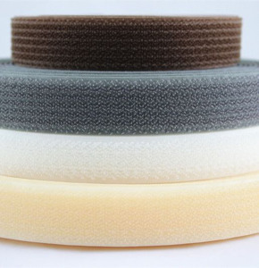 25MM Fastener <strong>Hook</strong> and <strong>Loop</strong> Fast Sew-<strong>On</strong> Garment Use Velcroes Sewing <strong>Hook</strong> and <strong>Loop</strong> Tape <strong>Hook</strong> and <strong>Loop</strong> <strong>on</strong> One <strong>Side</strong> - Product Image 6