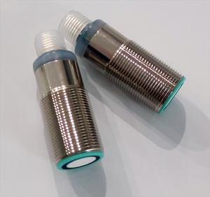 Rango de medición de 20-150mm zona ciega corta analógica 4-20mA salida 400kHz sensor de distancia ultrasónico