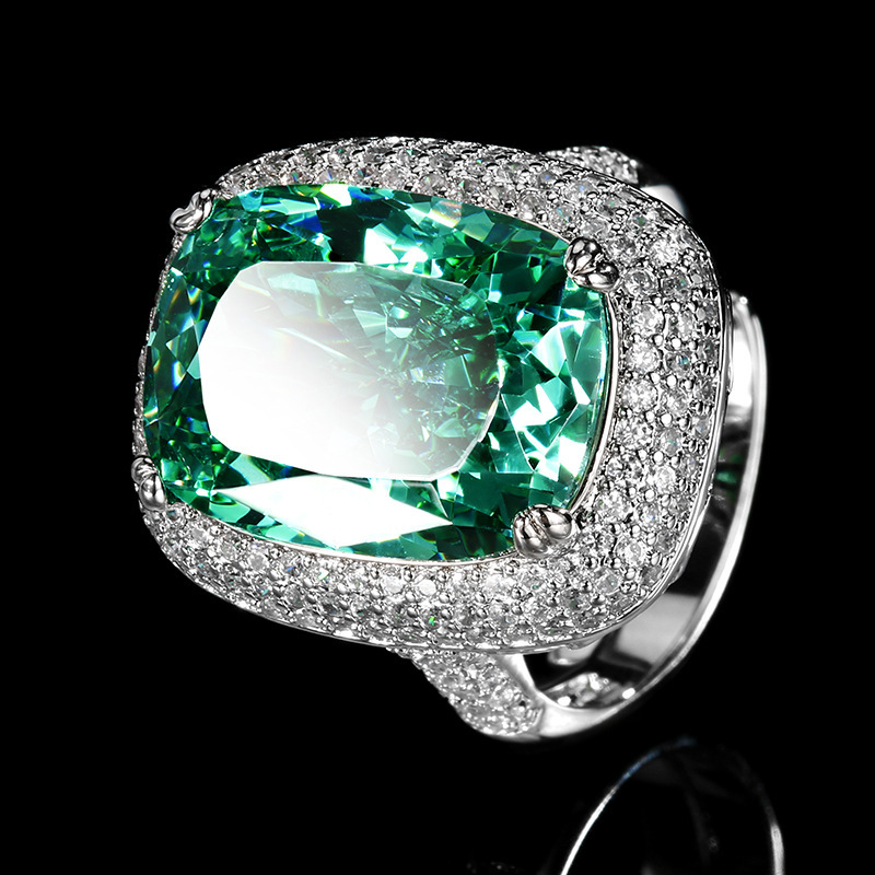 Bague verte Parra taille ouverte coupe nid d'oiseau
