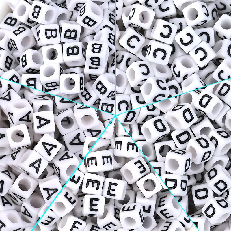 100 pcs/bag 플라스틱 아크릴 사각형 느슨한 편지 구슬 A-Z 흰색 알파벳 구슬 보석 만들기
