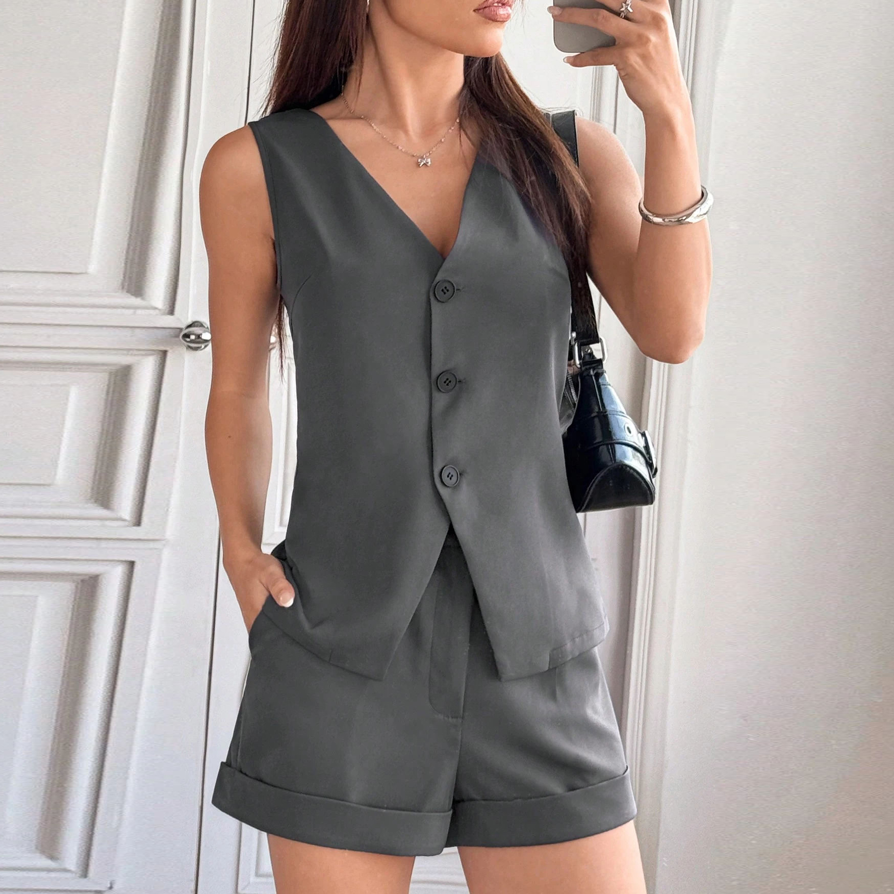 Gris