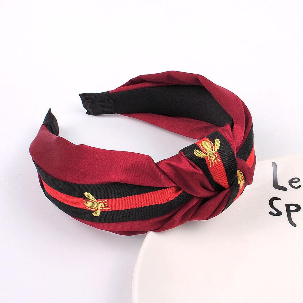 ไวน์แดง + แดง - ริบบิ้นสีดำ