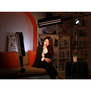 Go dox LC500R 2500K-8500K iki renkli tam renkli RGB LED ışık çubuk aydınlatma efektleri CRI 96 TLCI 98 uzaktan kumanda ve Barndoor ile - Product Image 4