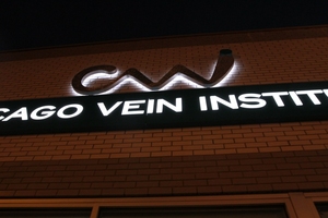 Letrero de letras LED retroiluminado 3D personalizado al por mayor para negocios, letrero de construcción con logotipo 3D con fuente de luz de neón para escaparates de empresas - Product Image 2
