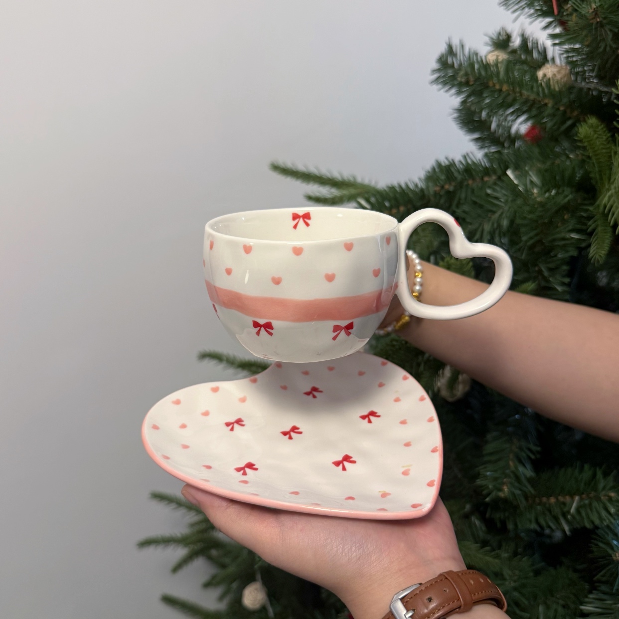 Tasse coeur noeud ligne rose 280ml plat coeur