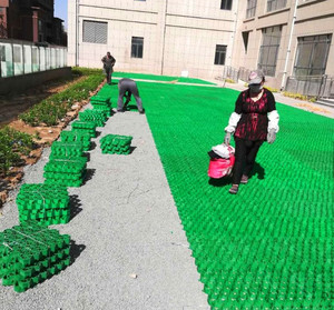 Peyzaj çim kaldırım taşı ızgarası toptan plastik Driveway çakıl ızgara çim açacağı çim çiçek plastik yol çim ızgara - Product Image 1