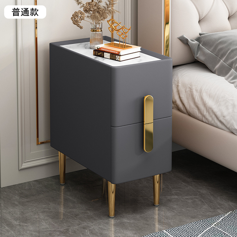 Gris foncé