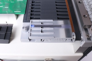 Độ chính xác cao giá rẻ tiếng ồn thấp Máy tính để bàn chọn và đặt máy neoden yy1 cho phòng thí nghiệm Đại học và hội thảo sử dụng - Product Image 3