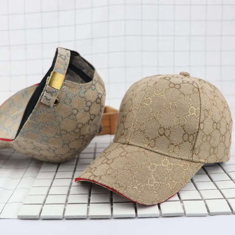 Lüks marka tasarımcısı Unisex yüksek kaliteli örme pamuklu beyzbol şapkası moda spor kapaklar şapkalar