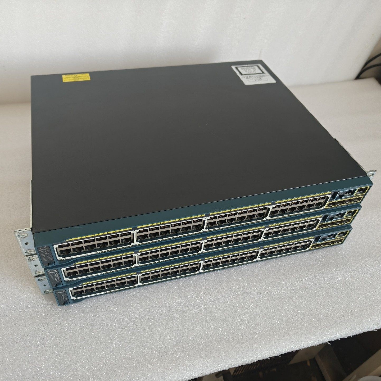 WS-C2960S-48TS-S WS-C2960S-48TS-S WS-C2960S-48TS-S