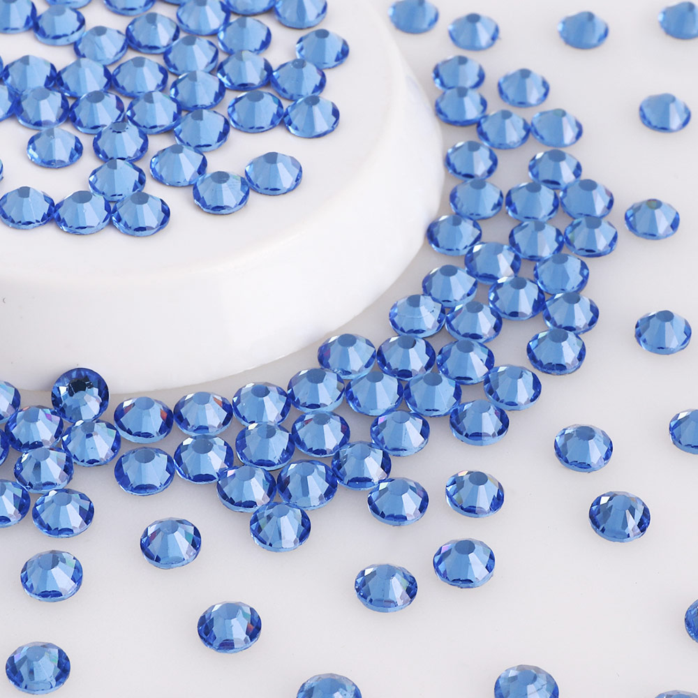 สีฟ้าอ่อน