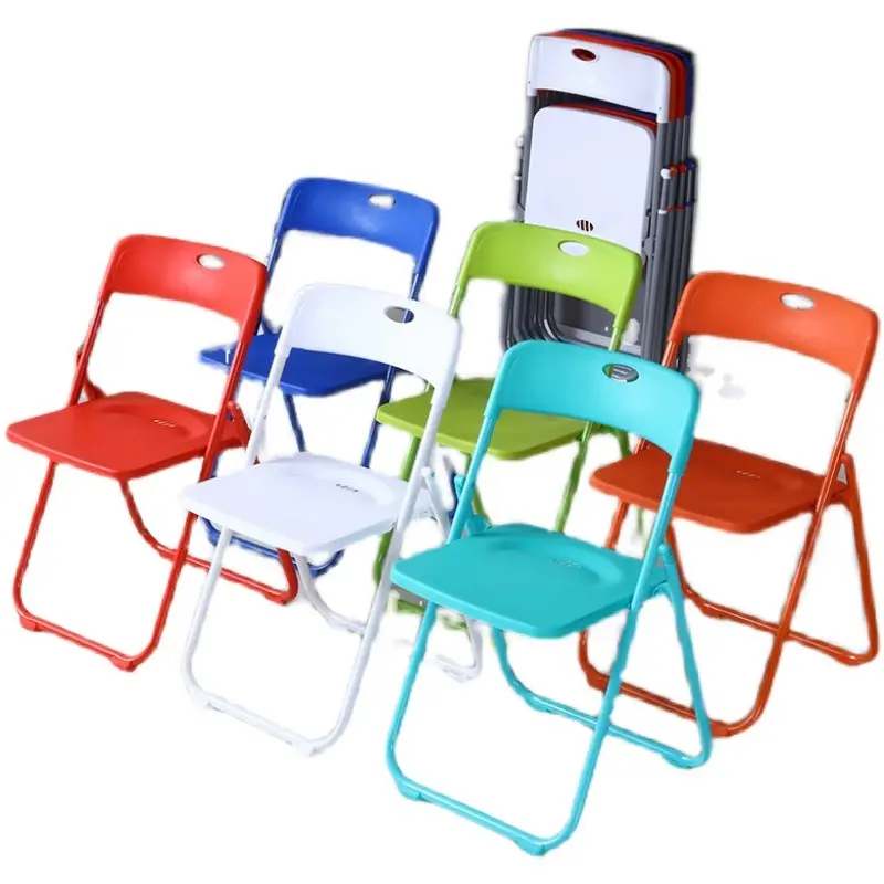 Пластиковые складные стулья