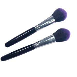 Nhựa Xử Lý Lỏng Bột <span class=keywords><strong>Highlighter</strong></span> Đỏ Mặt Xách Tay Trang Điểm Nền Tảng Che Khuyết Điểm Ống Kính Bàn Phím Làm Sạch Bàn Chải - Product Image 3