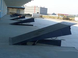 Nivelador de muelle mecánico ajustable de 10 toneladas Plataforma de descarga de carga hidráulica para uso en almacén de contenedores - Product Image 2