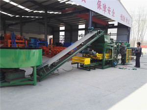 QTJ4-25 Fully <strong>Automatic</strong> Vibration Hollow <strong>Block</strong> <strong>Maker</strong> <strong>Low</strong> Price Concrete/Cement Brick Making Machine With Engine Core Components - Product Image 2