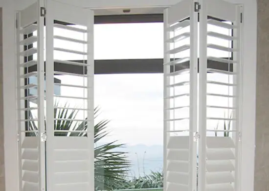 PVC plantation shutters nice house shutters Customized various colors Vinyl shutter windows blinds