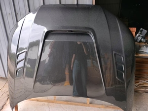 Capot Léger en Fibre de Carbone pour <span class=keywords><strong>Audi</strong></span> A4 B9 S4 B9 2016-2021 Carbone Brillant Capot <span class=keywords><strong>Audi</strong></span> A4 B9 avec Évents - Product Image 4