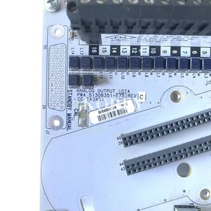 Modulo di uscita analogica PLC CC-TAOX01 51308351-175 in buone condizioni - Product Image 5