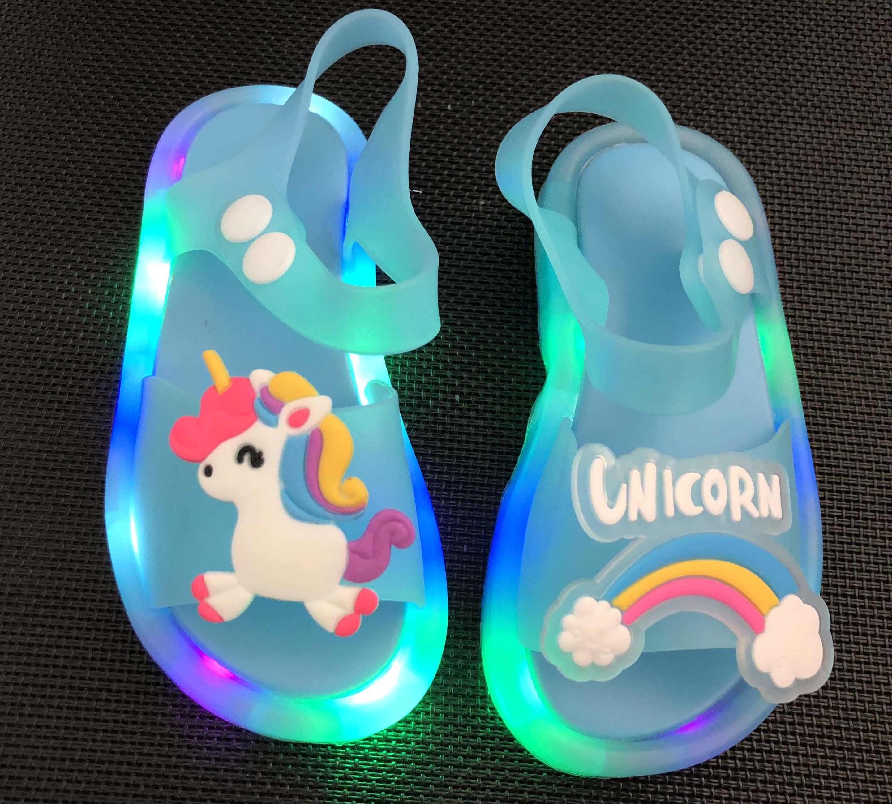 Cavallo Arcobaleno Blu