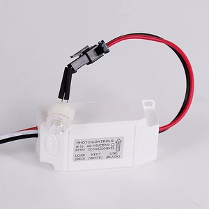 Interruttore sensore fotocellula 220V per lampione stradale, interruttore di accensione/spegnimento automatico - Product Image 2