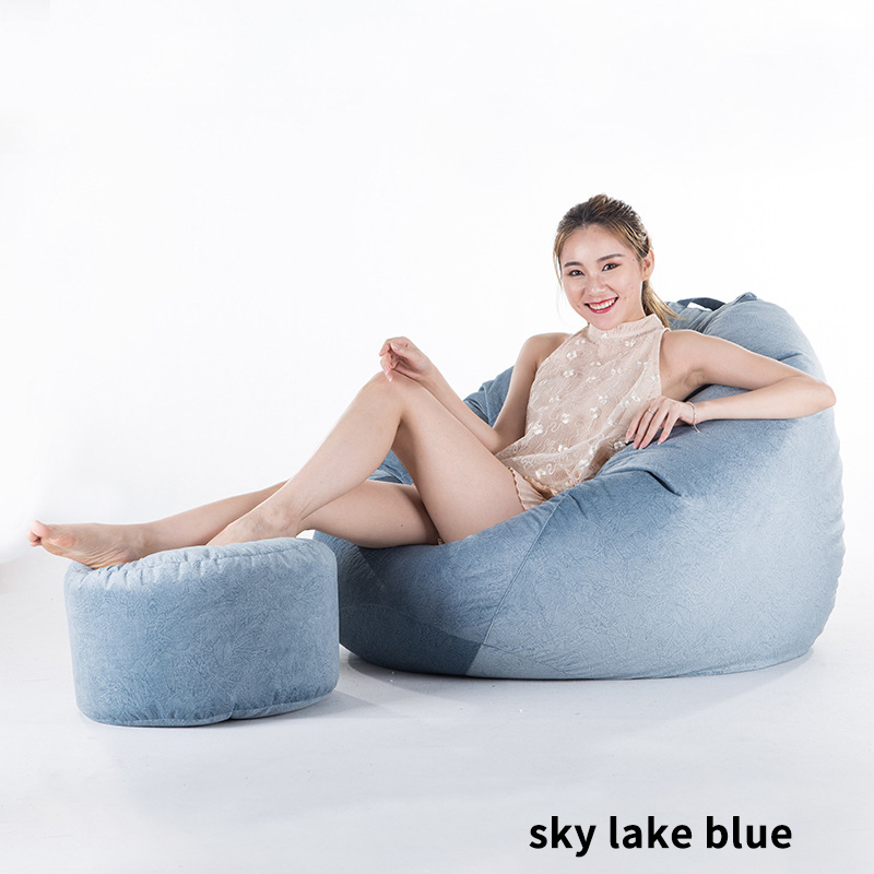 Lago del cielo blu