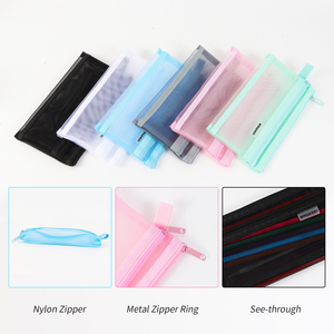Moda günlük kullanım fermuar kapatma makyaj çantası örgü kozmetik torbası ipek nakış baskılı çizgili harfler desen - Product Image 3