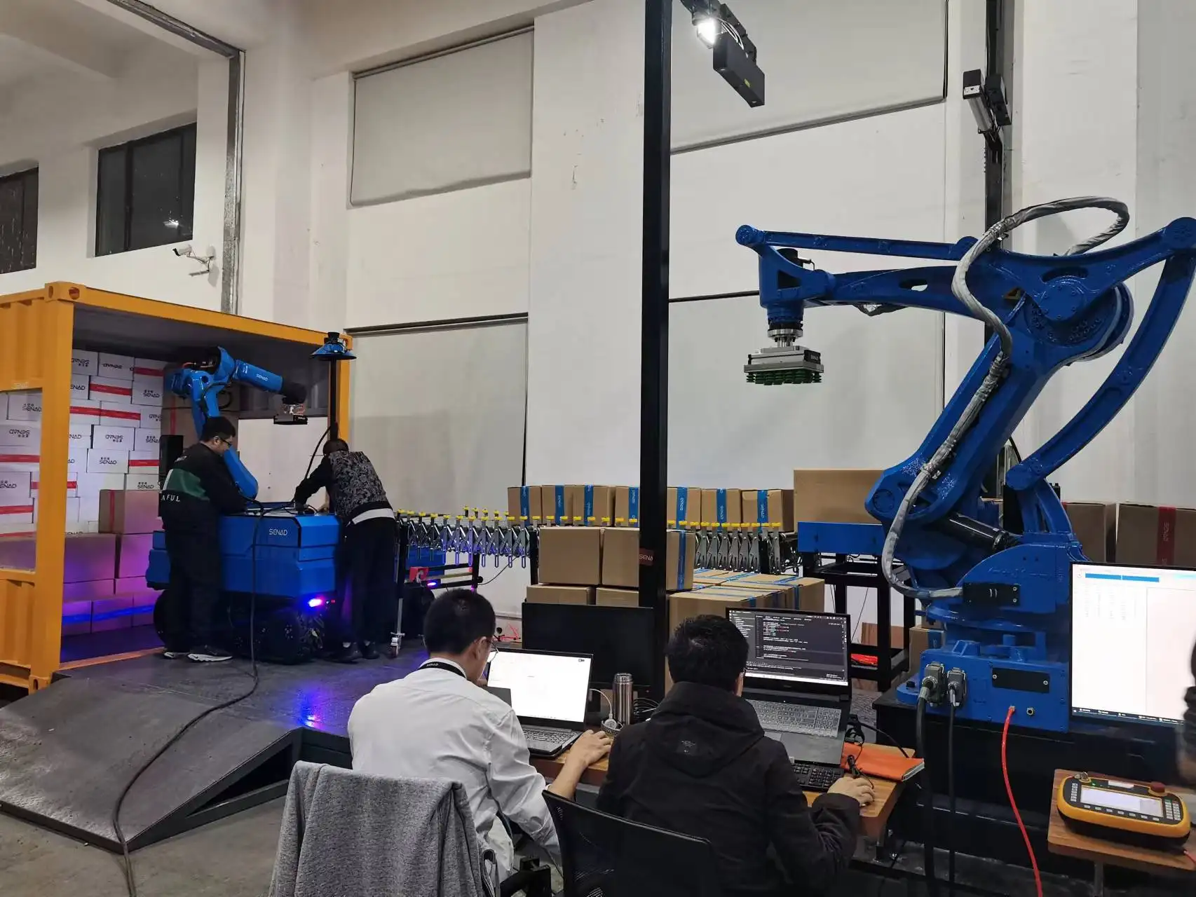 AGV ile yükleme için yüksek hızlı 7 eksenli Mini endüstriyel Scara Robot kol esnek manipülatör
