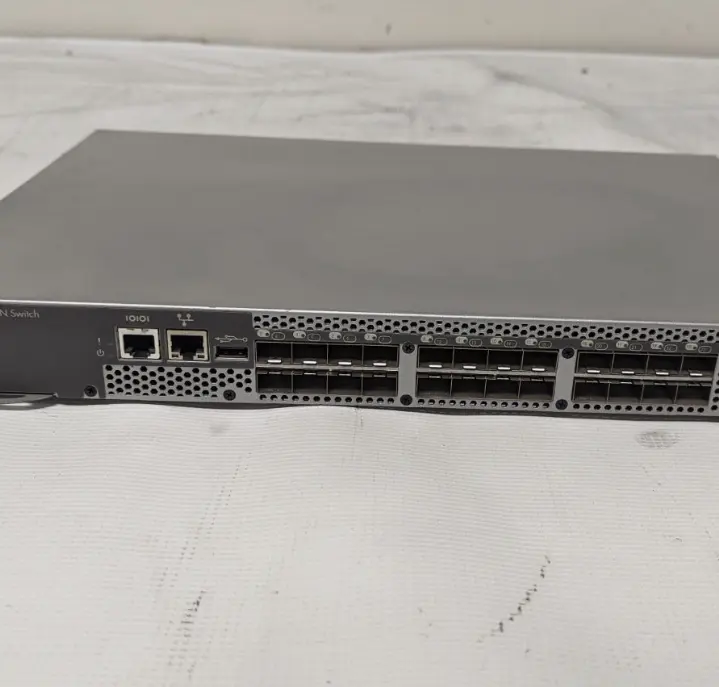 HP AM868B HSTNM-N018 magazzino 8/24 San SFP interruttore gestito