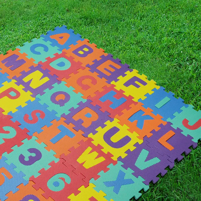비 미끄러짐 교육 편리한 밝은 색깔 및 고밀도 아이들 직소 Eva 수 편지 지면 퍼즐 거품 놀이 매트