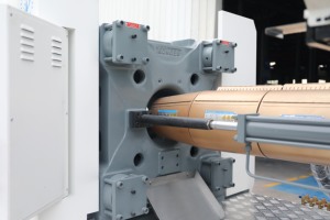 Highshine 230ton Fast Speed Automatic <strong>Injection</strong> Molding <strong>Machine</strong> <strong>Plastic</strong> <strong>Jug</strong> Making <strong>Machine</strong> for Sale