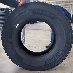 צמיגי משאית חדשים אוסטרליים 11 r22.5 22.5 מ "מ גלגל עומק גבוה ואביזרים צמיגים סיטונאיים לכלי רכב מסחריים