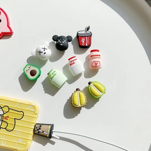 现代设计经济动物造型数据线保护器 - Product Image 3