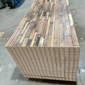 Tấm panel slatwall trưng bày hàng hóa, thiết kế tùy chỉnh bán buôn HiKUYA, nhiều kiểu dáng khác nhau, mặt melamine, có rãnh, dành cho cửa hàng bán lẻ - Product Image 3