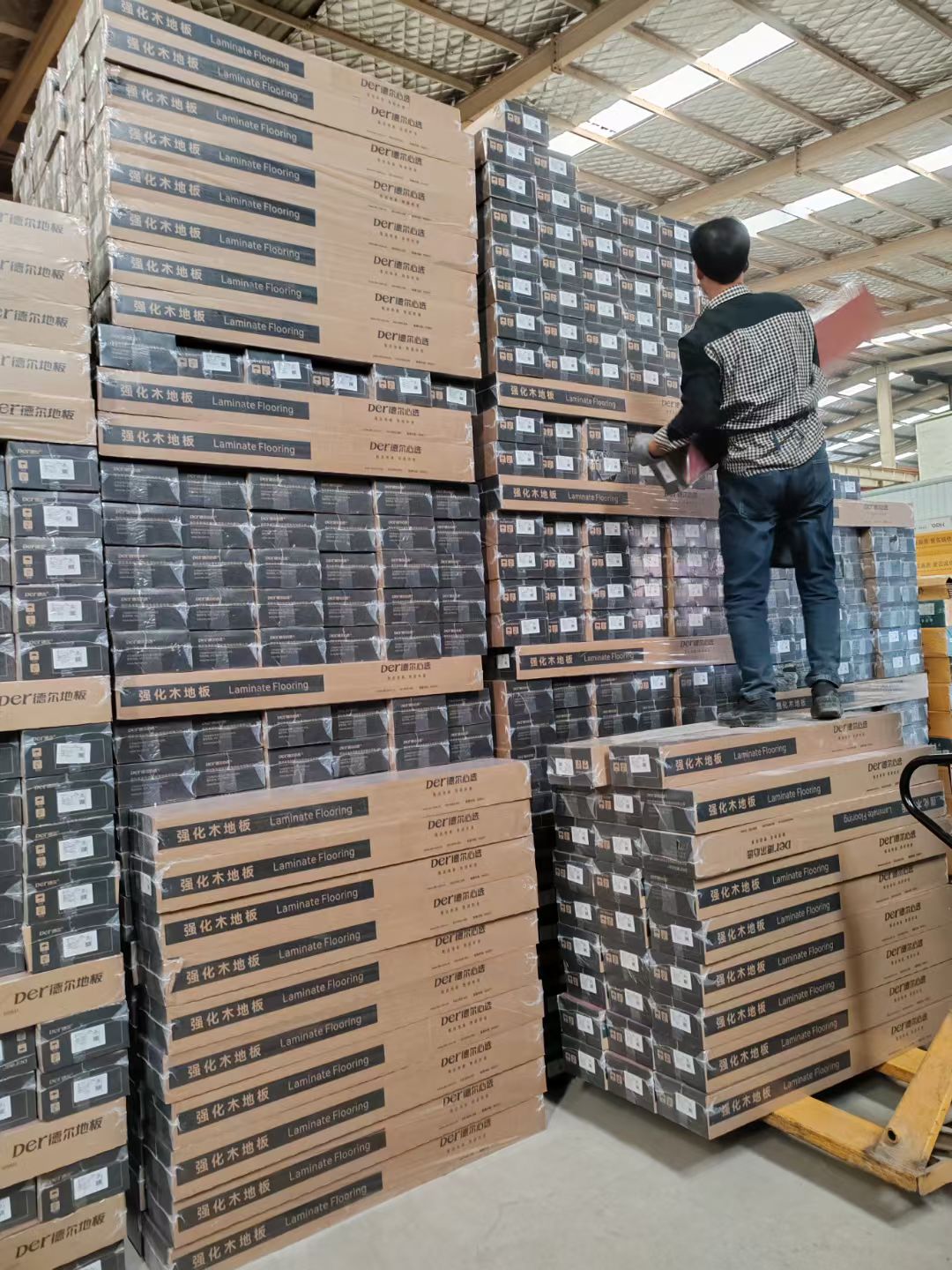 12Mm solid wood multi-layer floor TR series