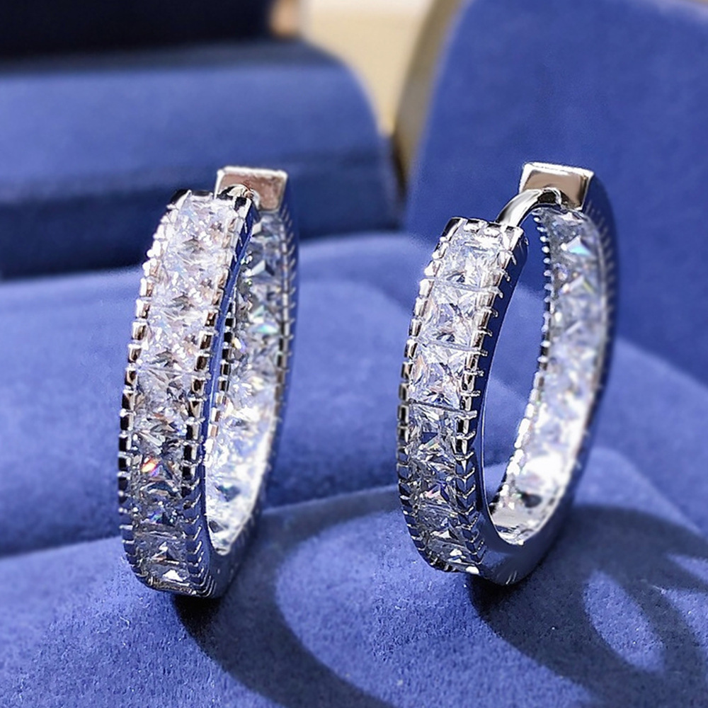E2033 white gold