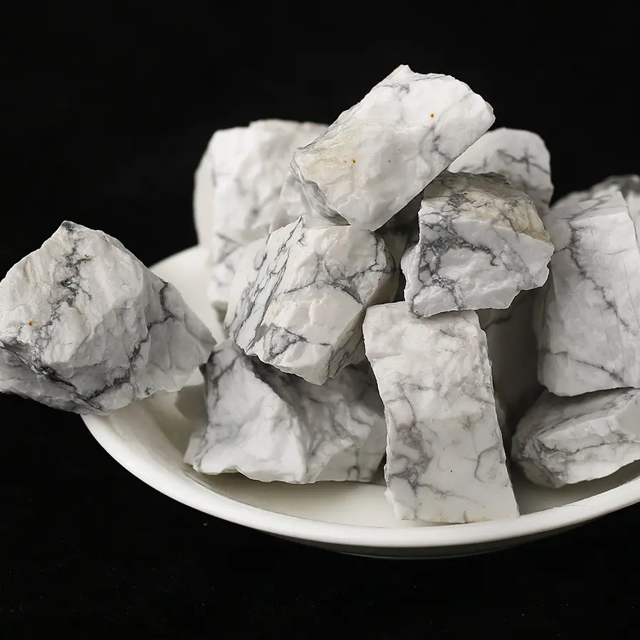 Wholesale Natural Crystal Rough Stone Reiki Semi Precious Stones Healing white howlite Stone For Decoration Crafts