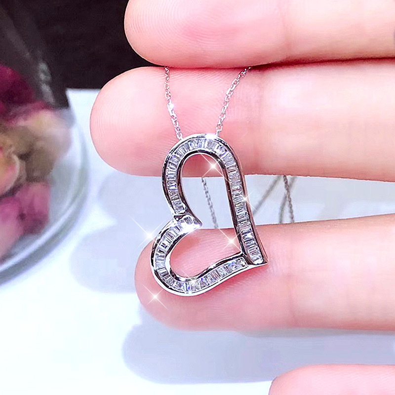 XL240 white gold
