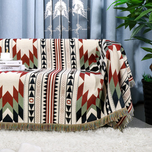 เสื่อตั้งแคมป์กันความชื้นพรม jacquard ผ้าขนหนูผม Moo Gaudi ผ้าห่มด้ายผ้าห่มโซฟาอเนกประสงค์ - Product Image 4