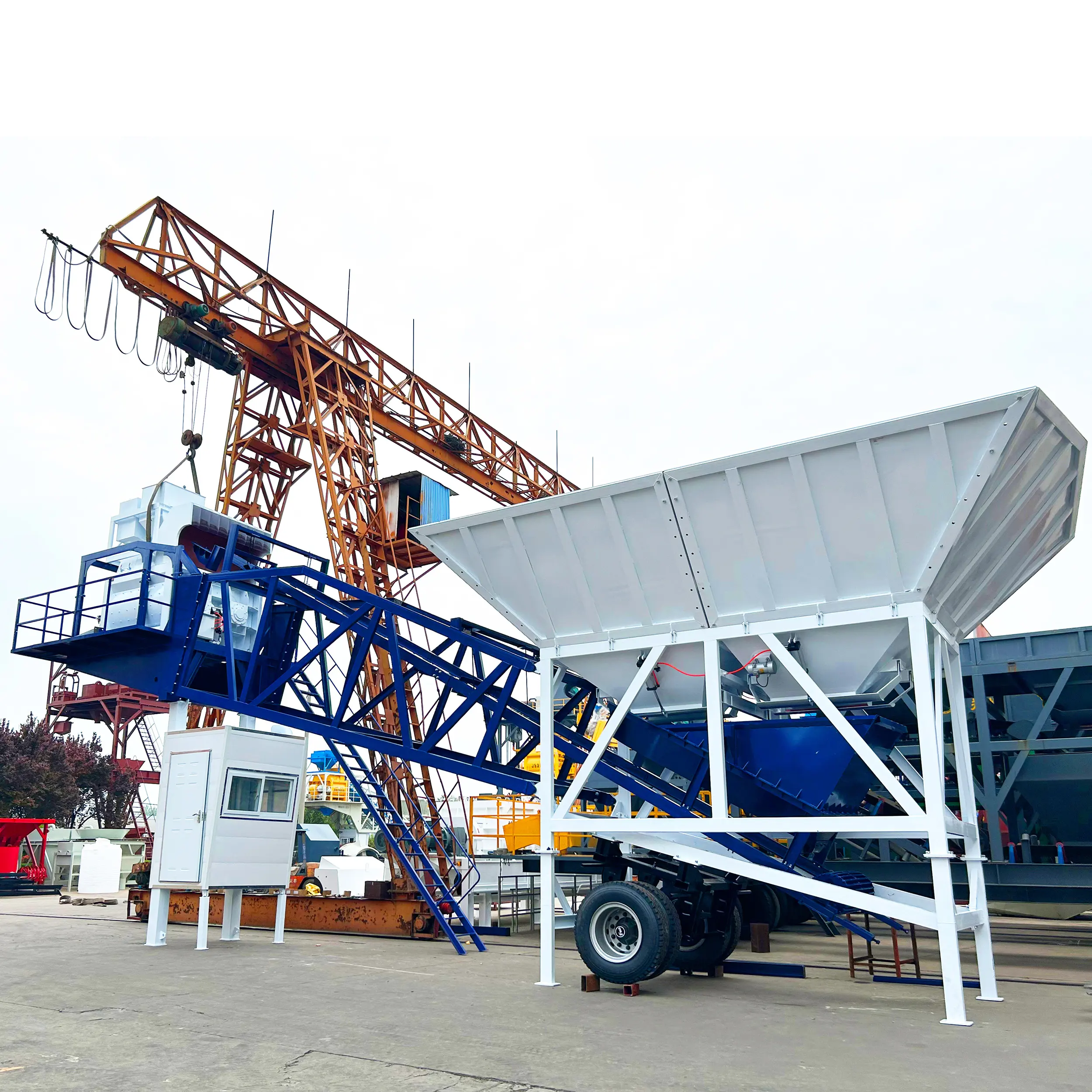 Yhzs25 To 180 Concrete Mobile Patching Plant 90m3 Mobile Concrete Mixing Plant Factory Concrete Batching Plant 30 M3/H Mobile