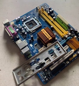 Verwendete GA-G31M-ES2C für Gigabyte G31M-ES2C G31 Sockel LGA 775 DDR2 2GB 4GB Micro ATX Desktop Motherboard für HL Wirecut System