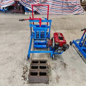 Машина для изготовления бетонных блоков с приводом от дизельного двигателя 5,15 кВт для полых блоков и блокировочных блоков - Product Image 5