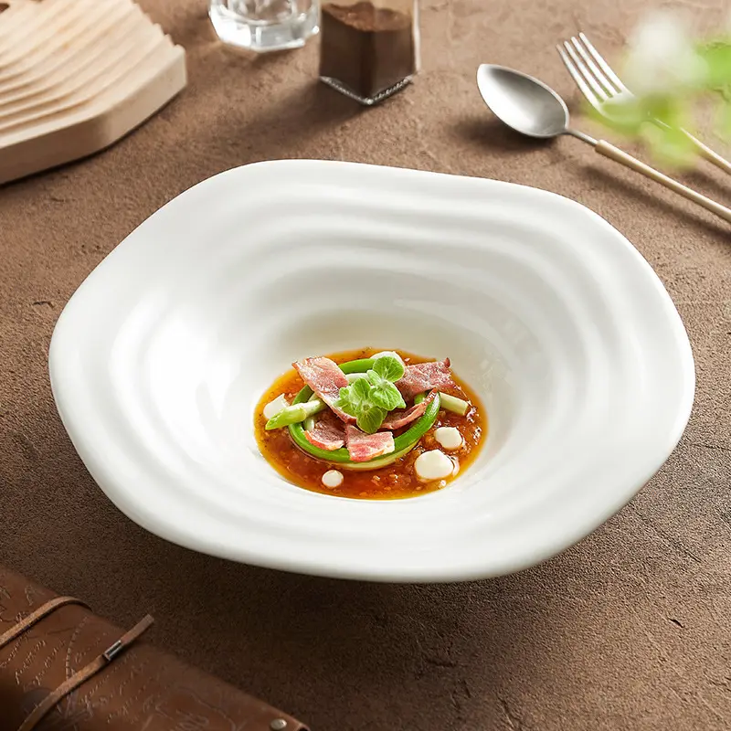 Керамическая тарелка для ужина, глубокая асимметрическая паста, салат, десертный суп, пюре, сервировочный поднос, тарелки для показа кухни Yijing, столовая посуда для ресторана